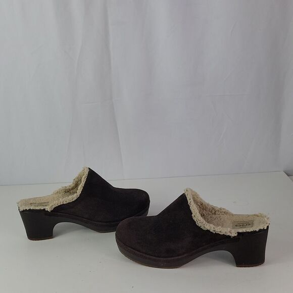 Crocs Sarah Brown Suede Leather Women's Clogs - Picture 4 of 15